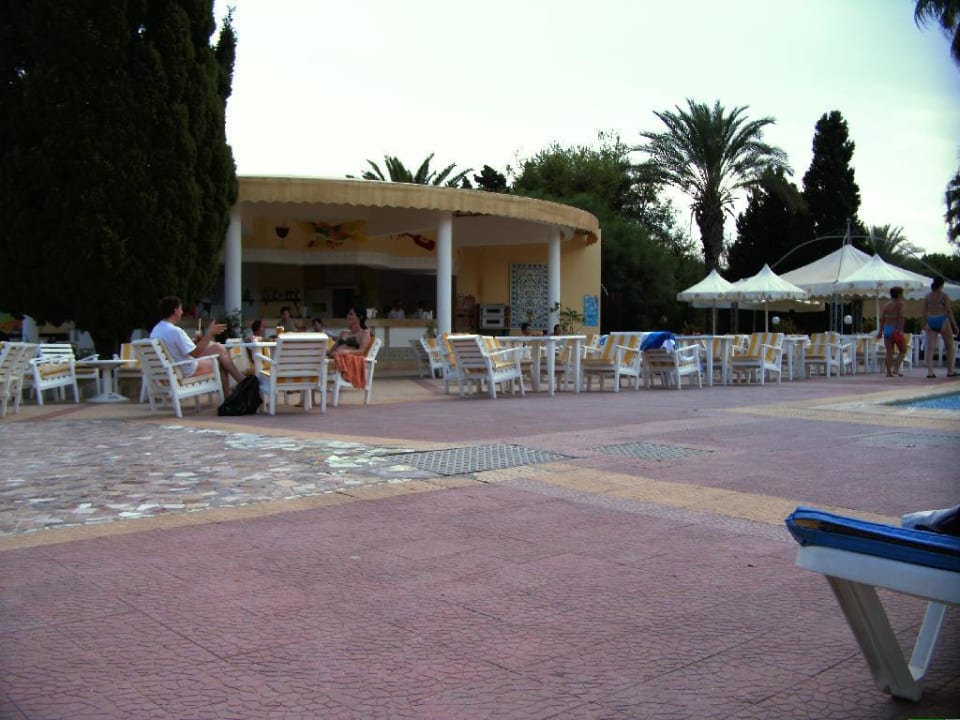 Poolbar Royal Lido Resort & Spa