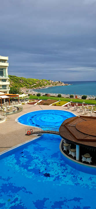 Pool Elysium Resort & Spa Hotel