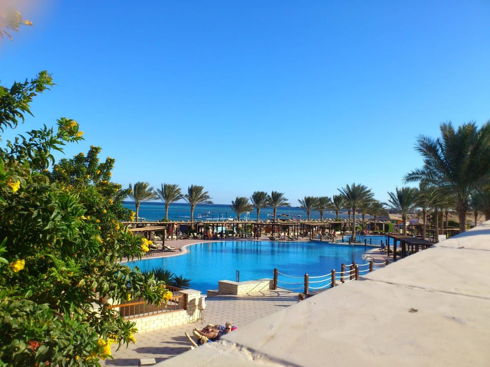 Blick von der Brücke aus JAZ Belvedere Resort