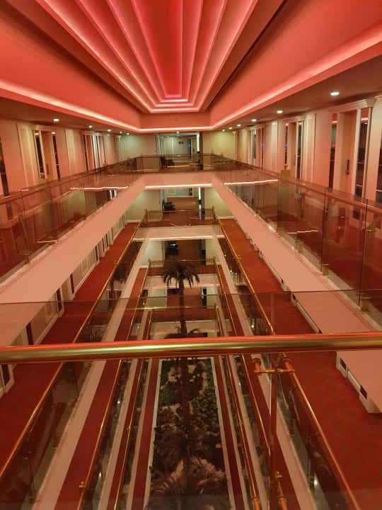 Sonstiges Azura Deluxe Resort & Spa Hotel