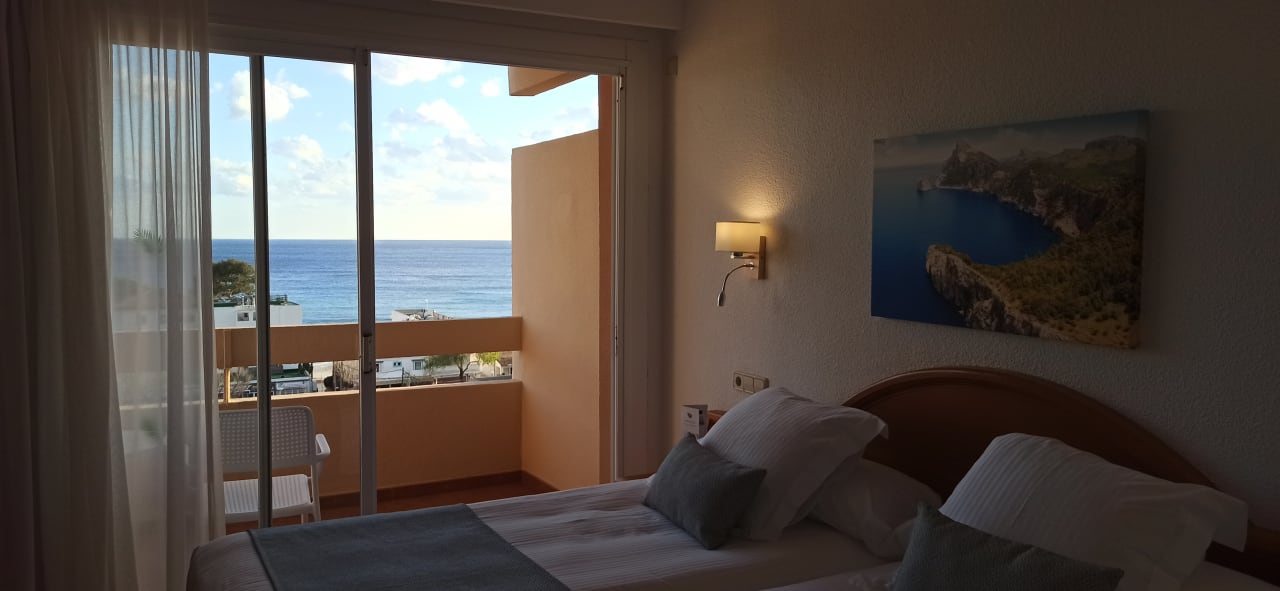 Zimmer Valentin Reina Paguera