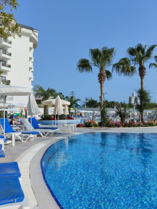 Pool Calido Maris Hotel