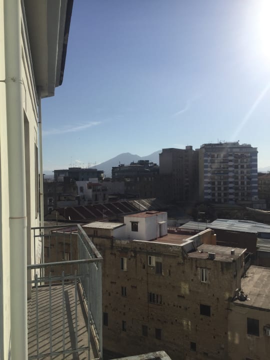 Ausblick Ibis Styles Napoli Garibaldi