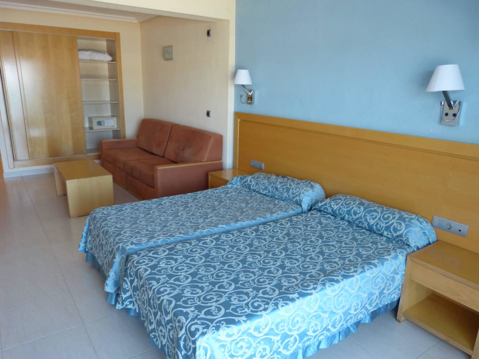 Schönes großes Zimmer Hotel Vibra S'Estanyol