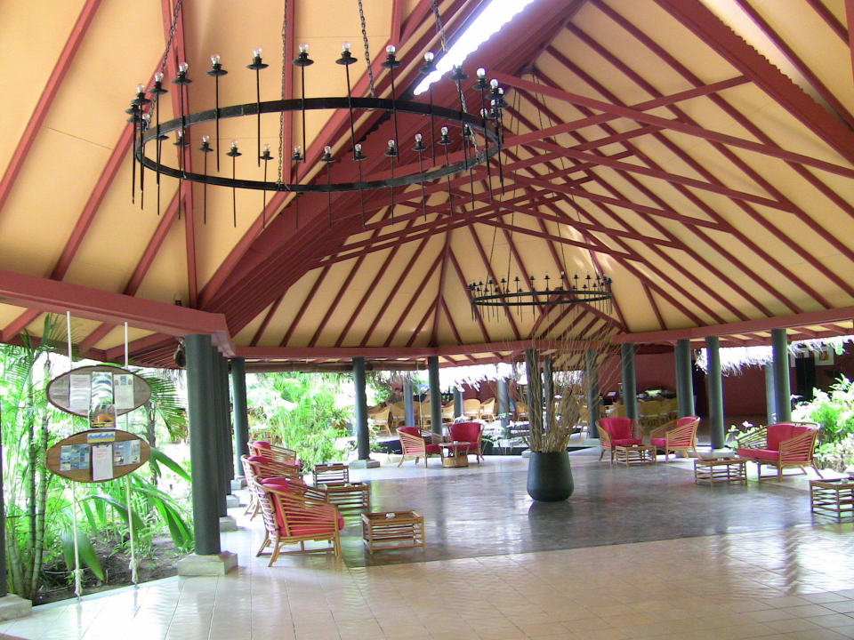 Zur Rezeption Adaaran Select Hudhuran Fushi - Premium All Inclusive