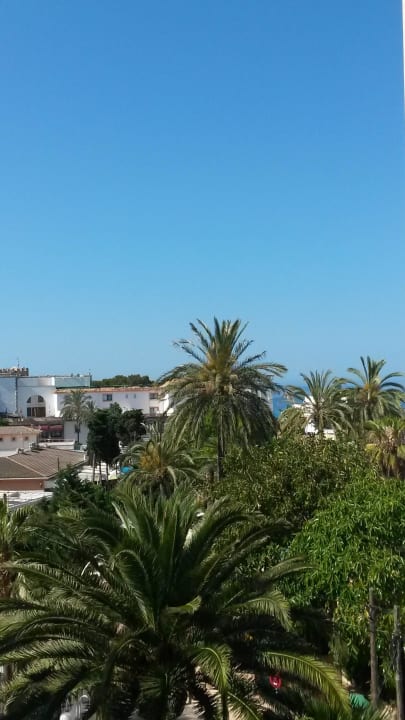 Blick vom 3 OG ganz kleiner MB allsun Hotel Cormoran