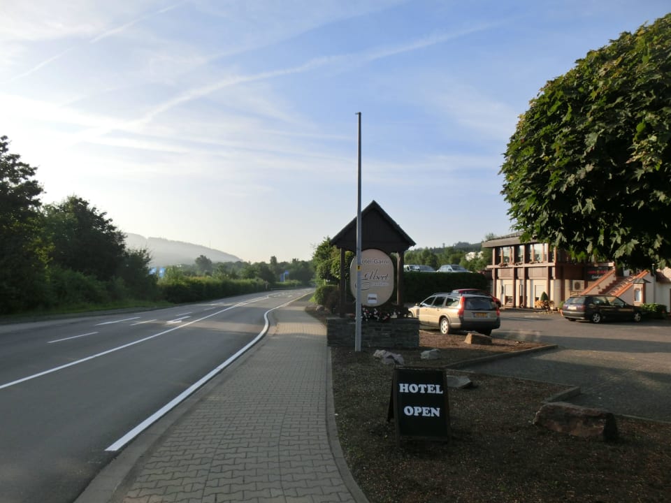 Straße Landhaus Elbert