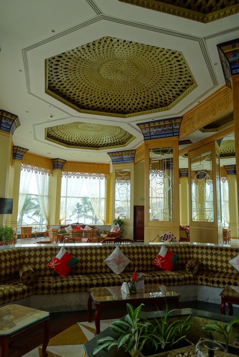 Lobby Crowne Plaza Salalah