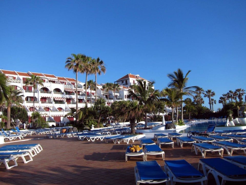 Pool und Gebäude Parque Santiago IV Official