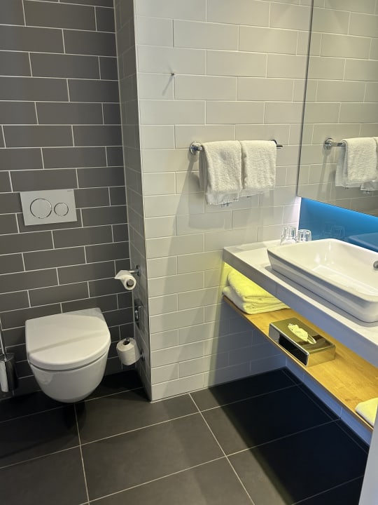 Zimmer Holiday Inn Express Düsseldorf - Hauptbahnhof by IHG