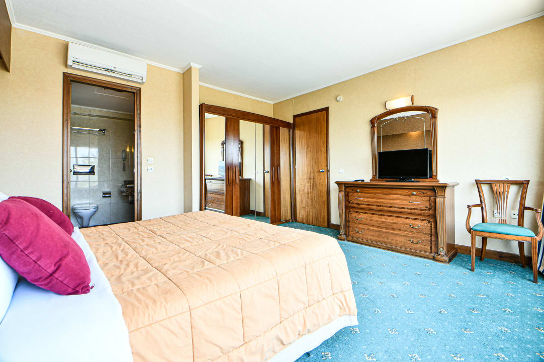 Zimmer Dodeca Sea Resort