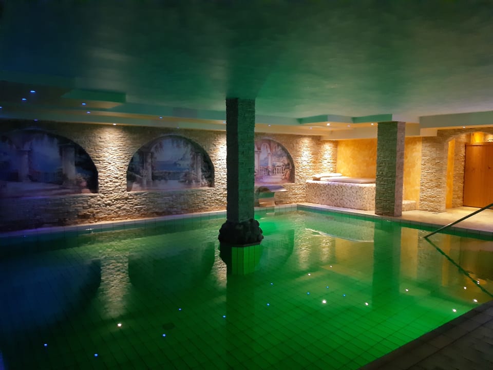 Pool Ferienhotel Ödenhof