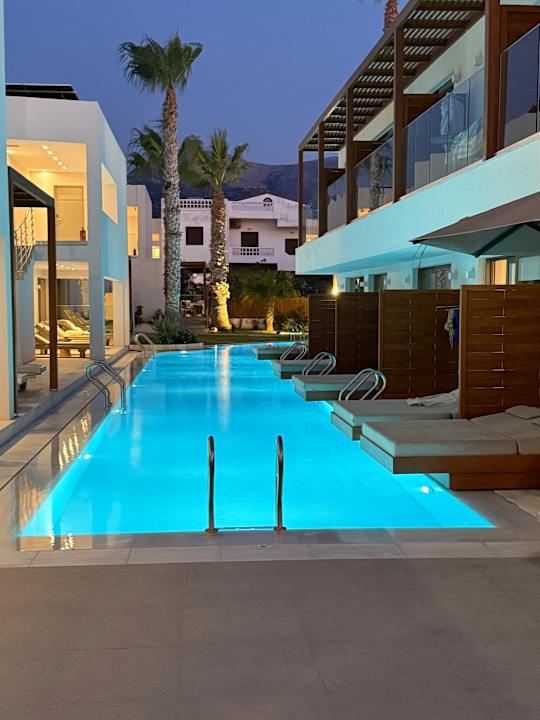 Pool Enorme Santanna Island