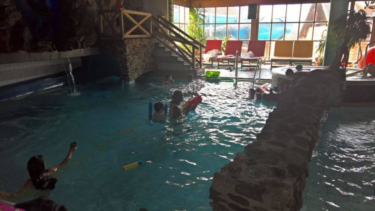 Kriegsbecken ULRICHSHOF Nature · Family · Design