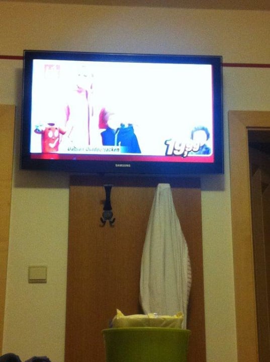 Großer TV Hotel Meringerhof