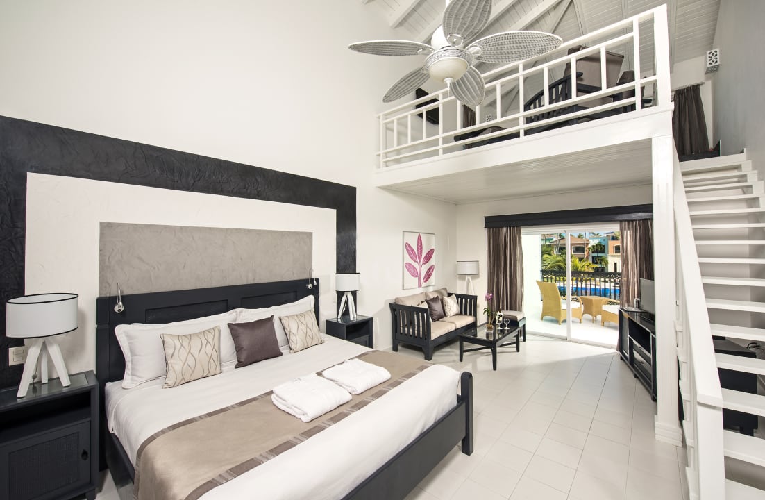 Zimmer Ocean Blue & Sand