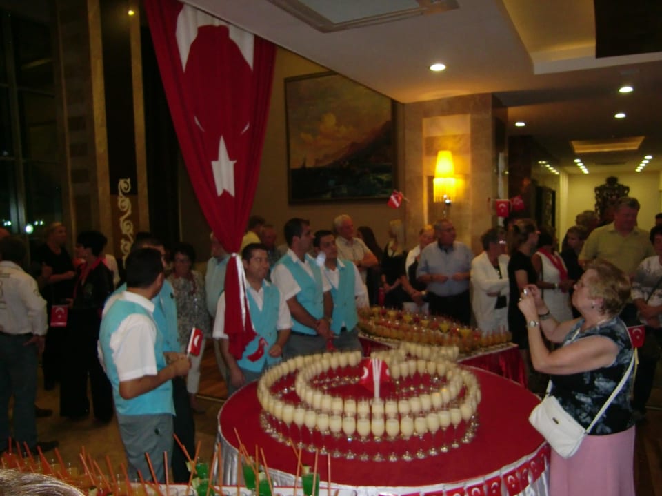 Fest der Türkischen Republik Hotel Terrace Beach Resort