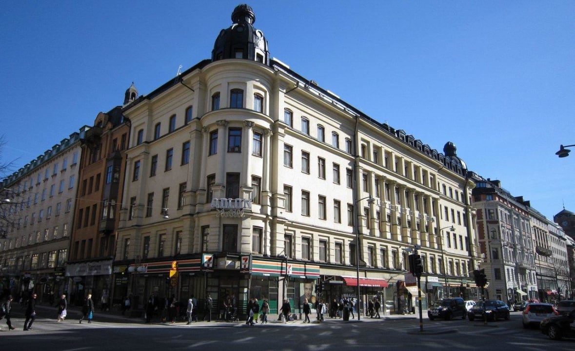 Street view Adlon Hotel