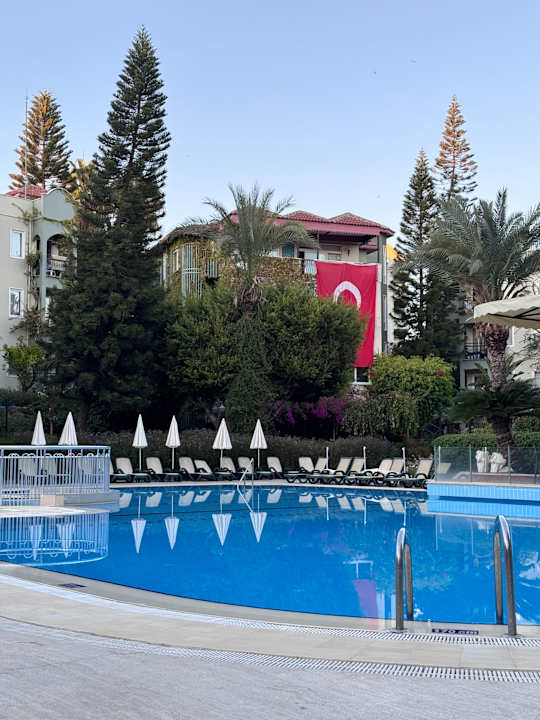 Pool Hotel Gardenia Beach