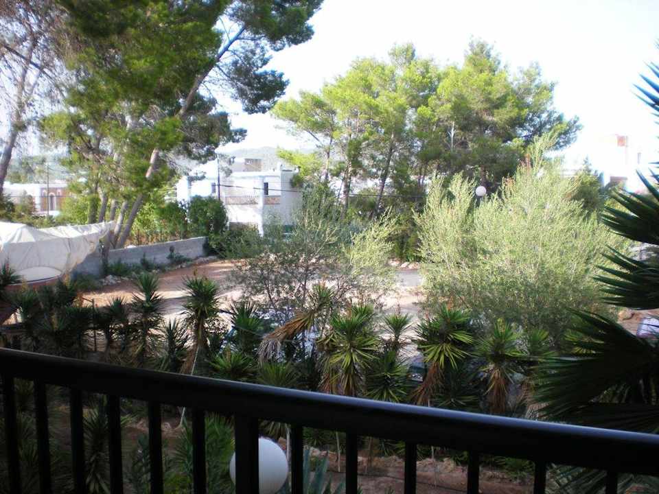 Blick vom Balkon zur Gartenseite Hotel Osiris