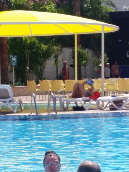 Pool Side Aquamarin Resort & Spa