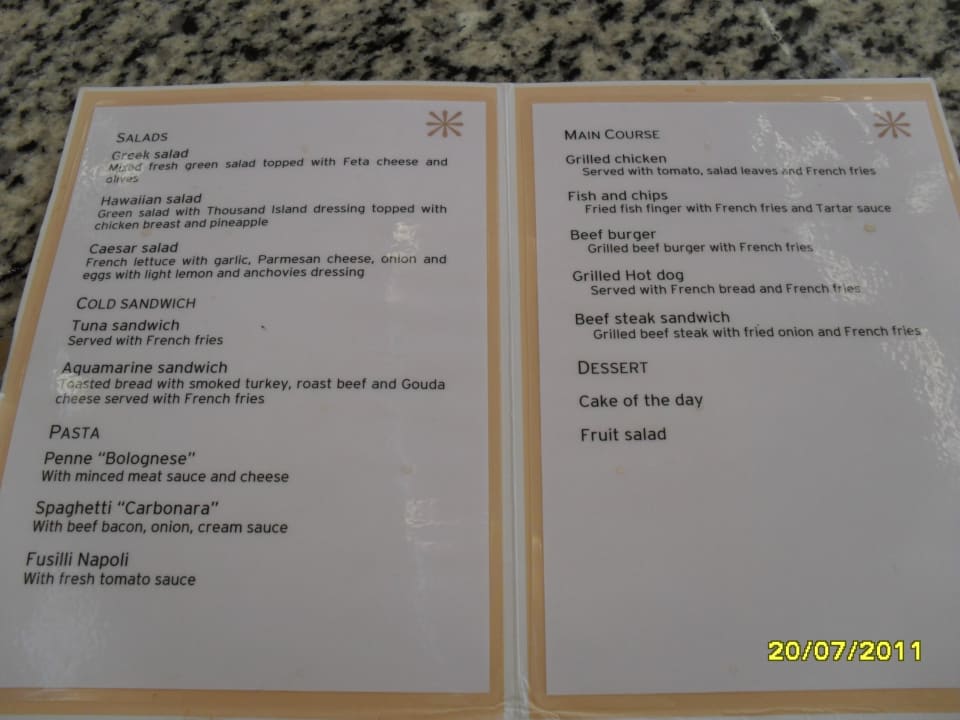 Menu w barze na plaży JAZ Aquamarine Resort