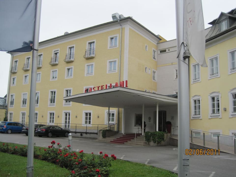 Eingangsbereich ARCOTEL Castellani Salzburg