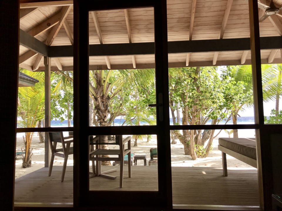 Zimmer Kuredu Island Resort & Spa