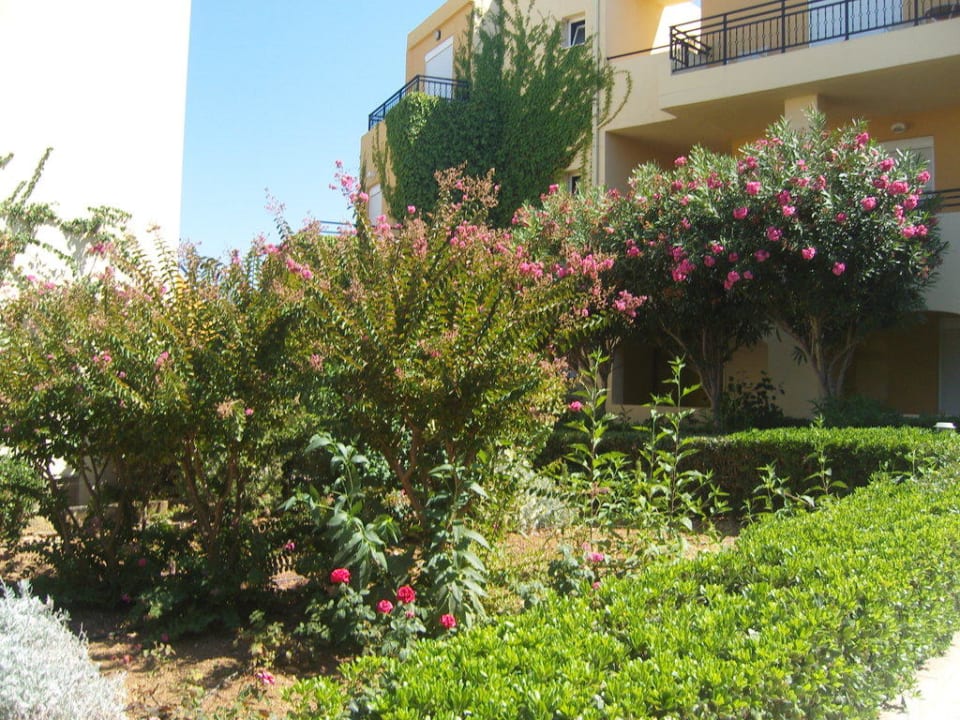 Gartenanlage Vantaris Luxury Beach Resort