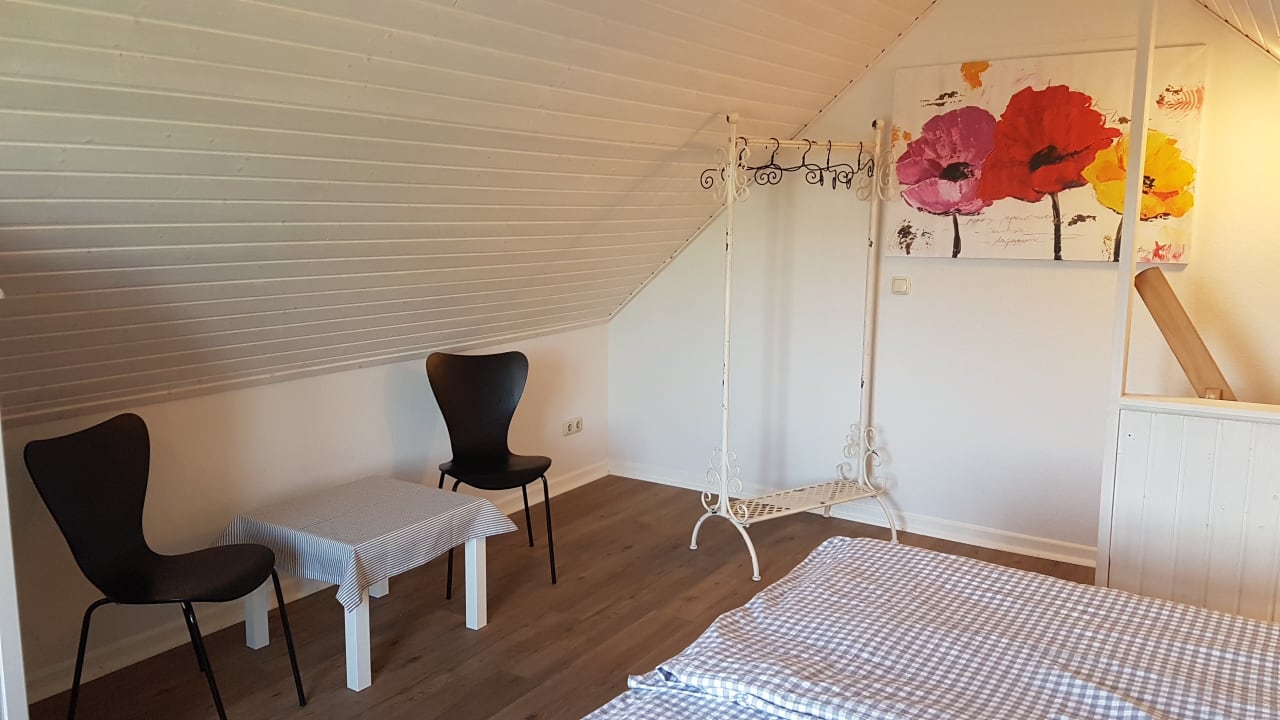 Zimmer Ferienhaus Hemenswarft direkt an der Nordsee mit Meerblick