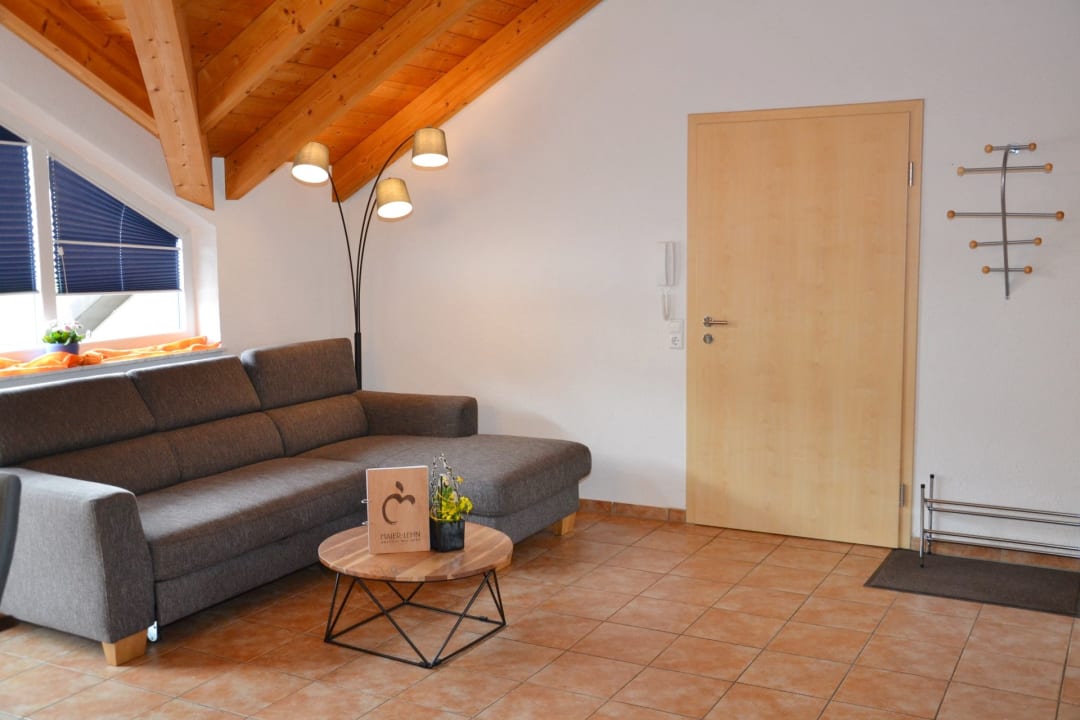 Zimmer Ferienwohnungen Obstgut mit Herz, Inh. Thomas Maier