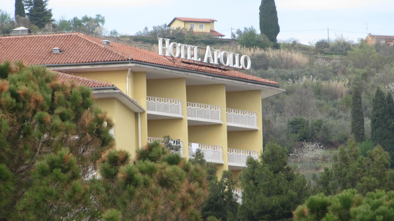 Вид с набережной Wellness Hotel Apollo - LifeClass Hotels & Spa