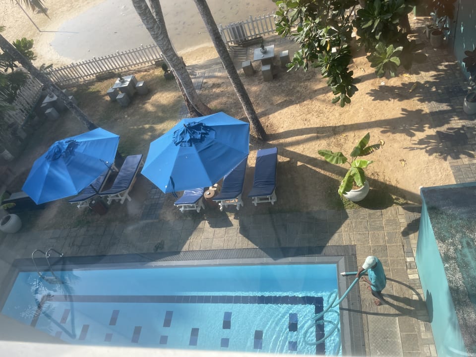 Pool Smeralda Beach Hotel Dikwella