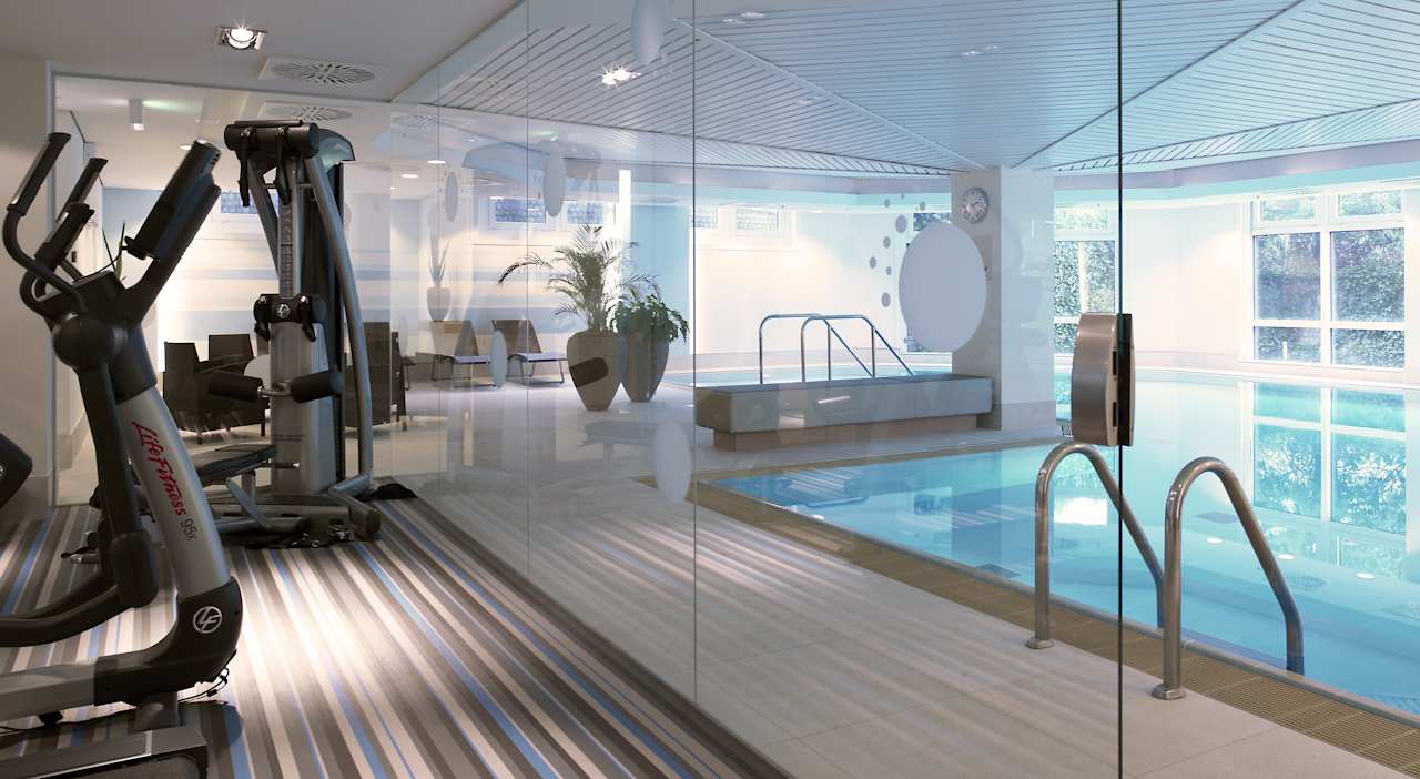 Pool Crowne Plaza DUSSELDORF - NEUSS by IHG