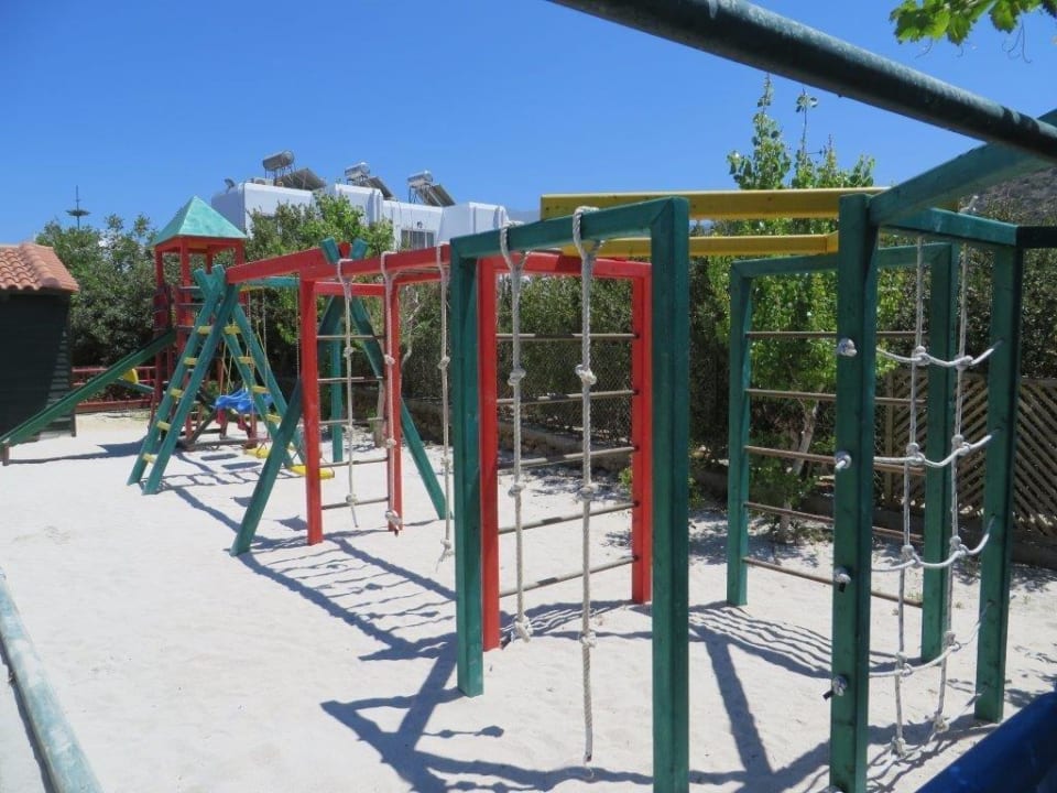 Spielplatz Alexander Beach Hotel & Village Resort
