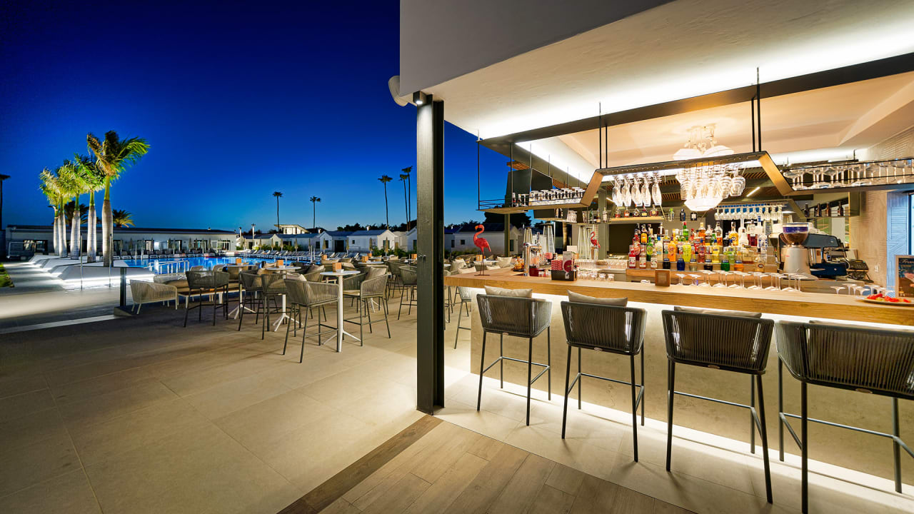 Gastro Club Maspalomas Suites & SPA