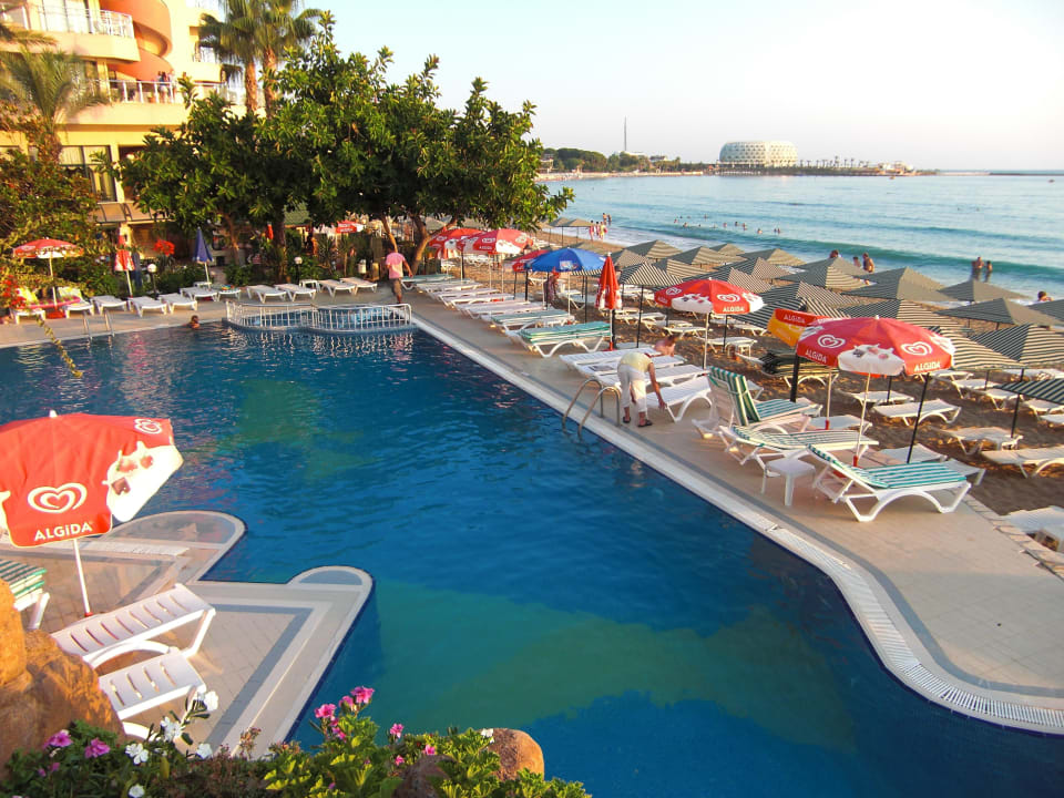 Pool Aska Hotel Just in Beach