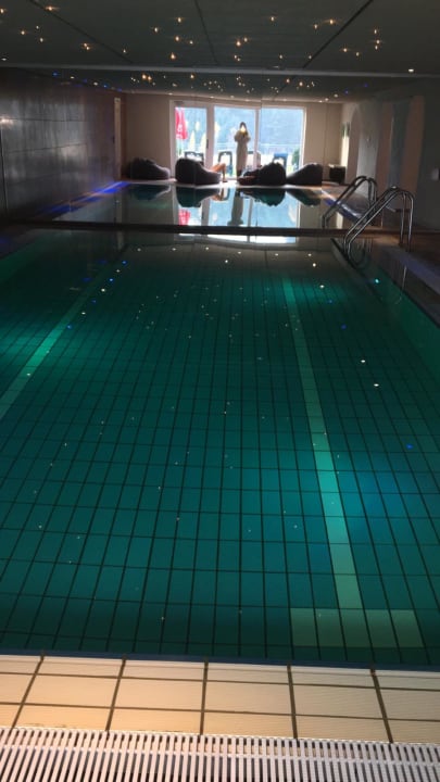 Pool Zedernhof Gesundheits- & Wellnesshotel