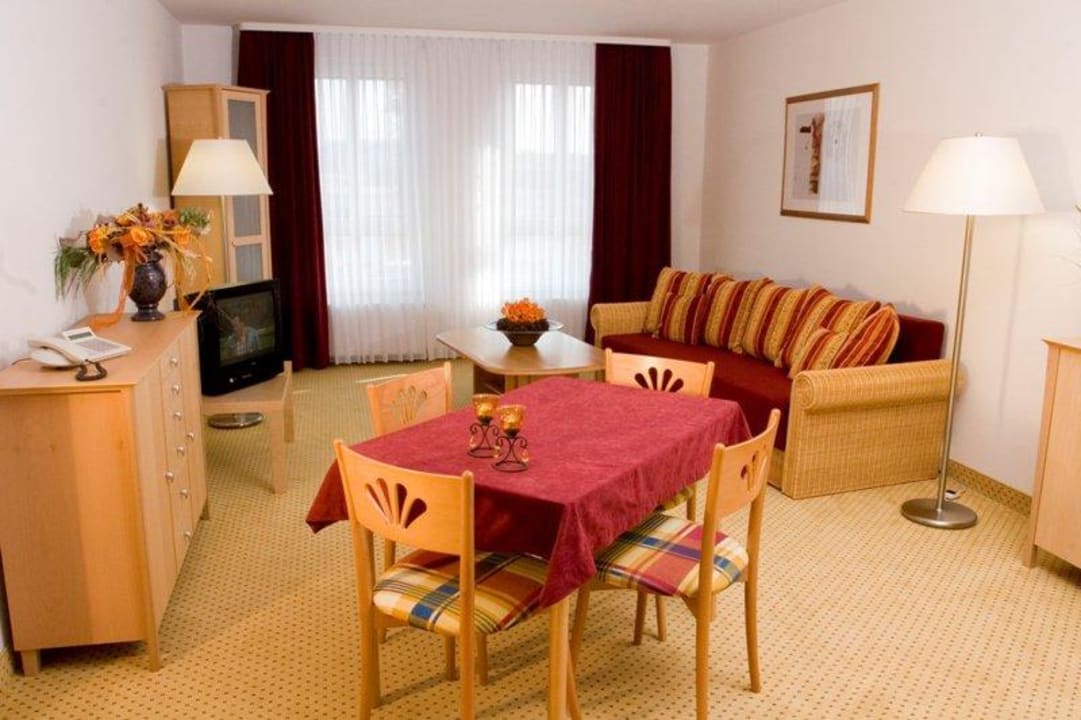 Suite Wohnzimmer Fairway Hotel Sankt Leon-Rot