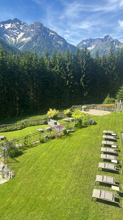 Gartenanlage Verwöhn- und Wellnesshotel Walserhof