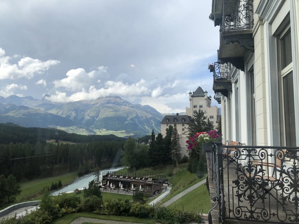 Ausblick Grand Hotel Kronenhof Pontresina