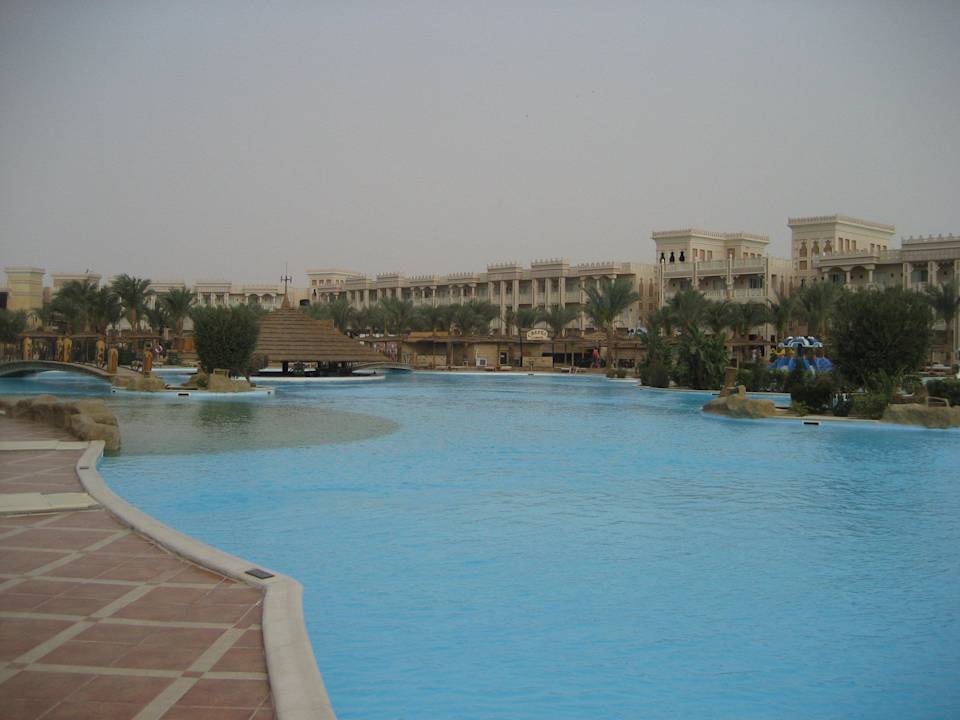 Poolanlage Pickalbatros Palace Resort