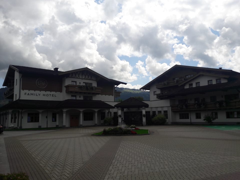 Außenansicht Lisi Family Hotel Reith bei Kitzbühel