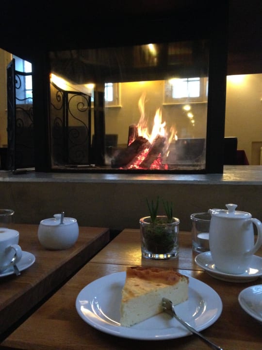 Kamin, sehr zu empfehlen  NAKUK | Das Friesische Landhotel