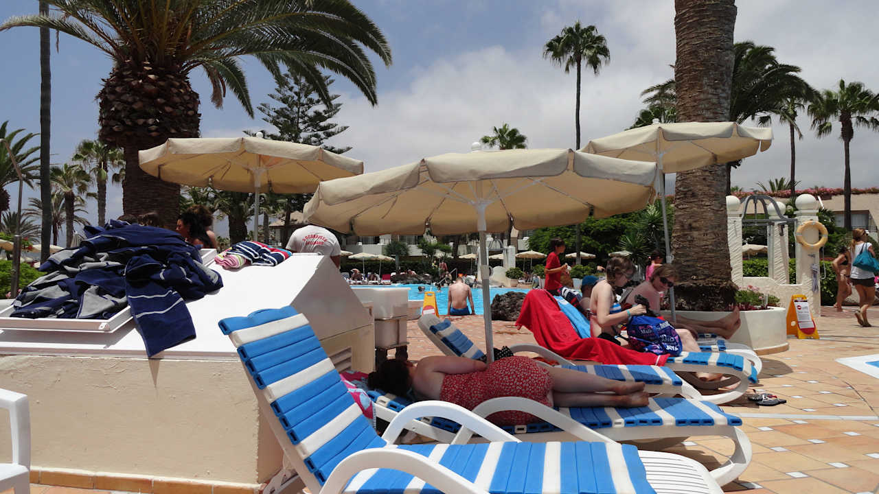 Hôtel H10 Las Palmeras - La Piscine  H10 Las Palmeras