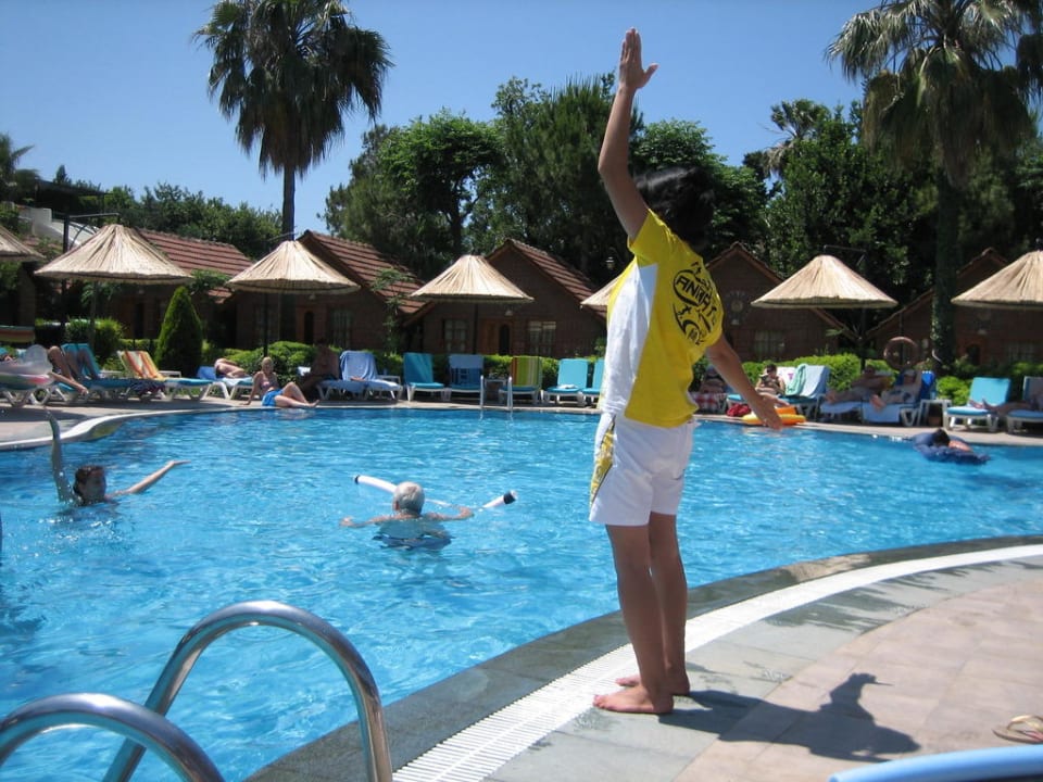 Wassergymnastik am Morgen Can Garden Beach