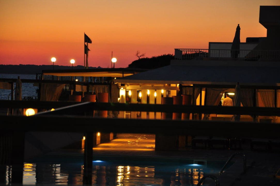 Sunset Bar am Abend Hotel Riu Palace La Mola