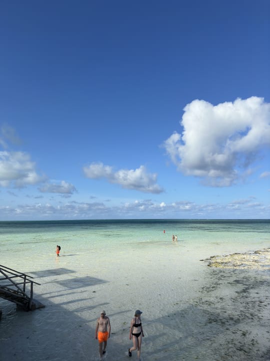 Strand Reef & Beach Resort