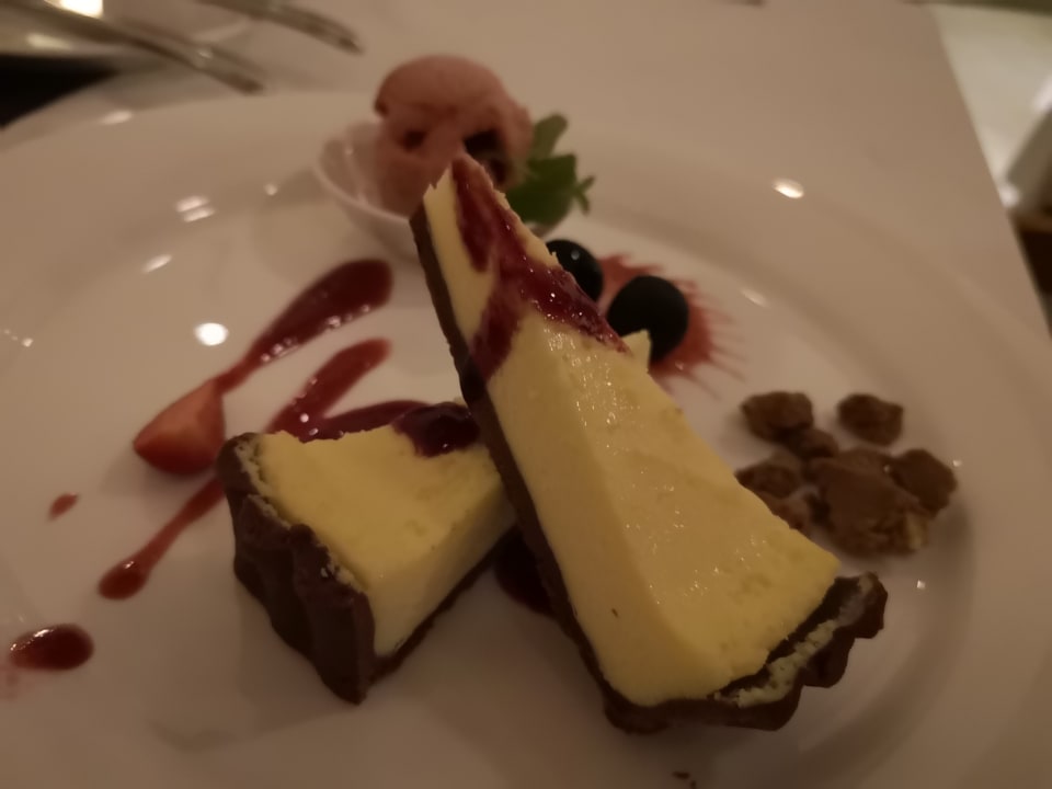 Gastro The Sankara Suites and Villas