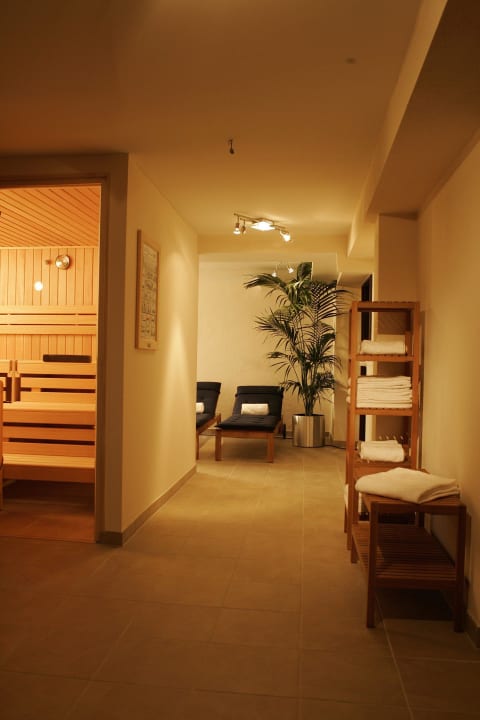 Saunabereich Fleming's Conference Hotel Frankfurt